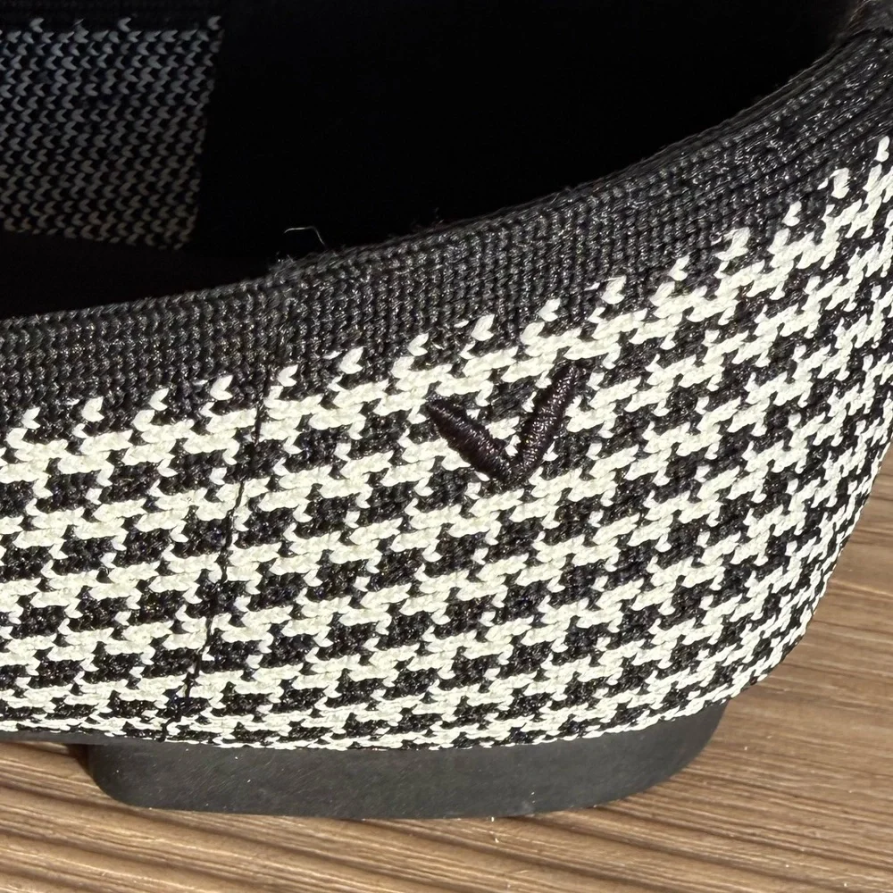VIVAIA Black and White Houndstooth Flats - Picture 2 of 4